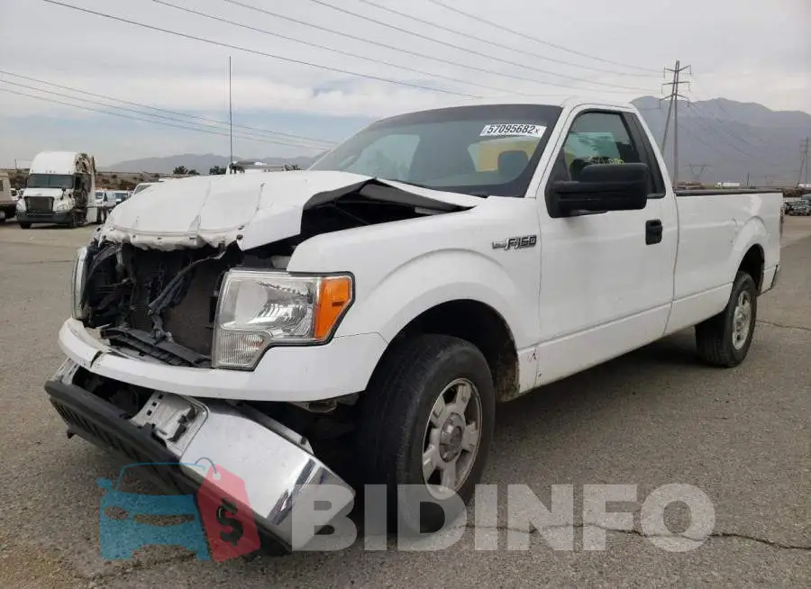 1FTNF1CF8EKD16560 Photo# 2