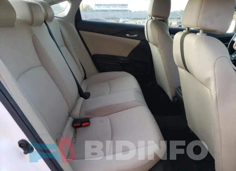 19XFC2F50GE096178 Photo# 6