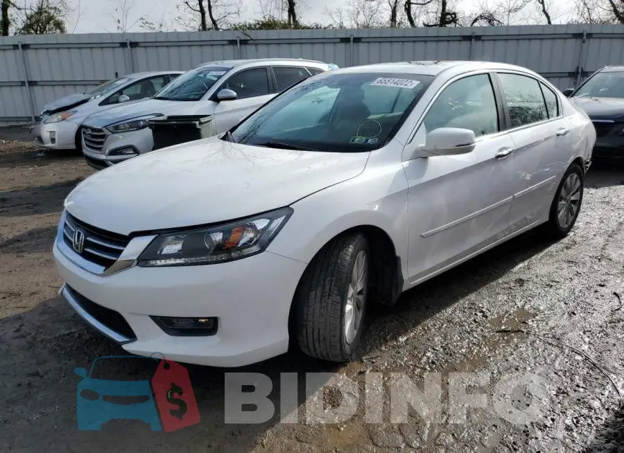 1HGCR2F84FA175416 Photo# 2