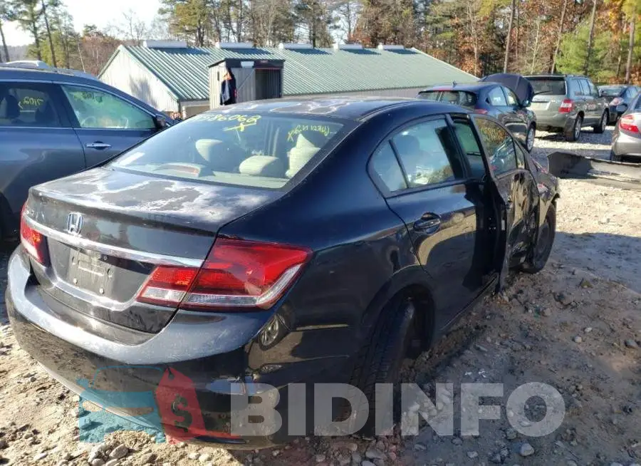 2HGFB2F82DH538831 Photo# 4
