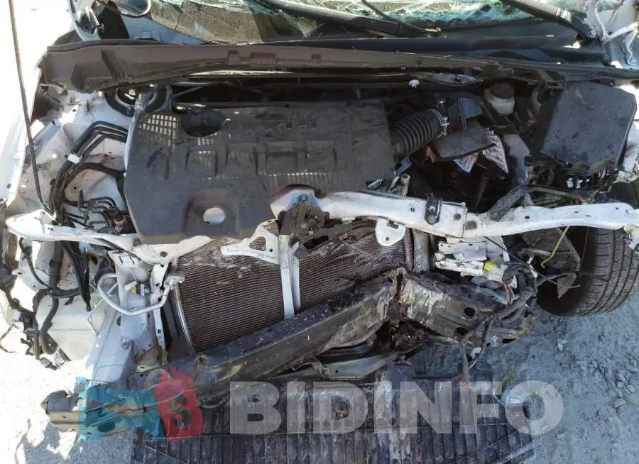 2T1BURHE6FC300562 Photo# 7