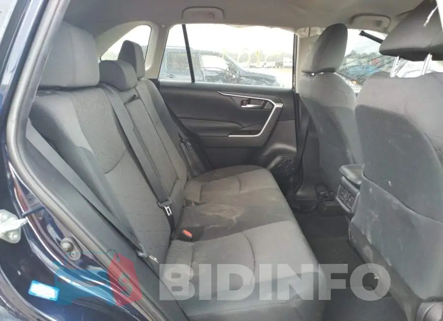 2T3W1RFV9LW084429 Photo# 6