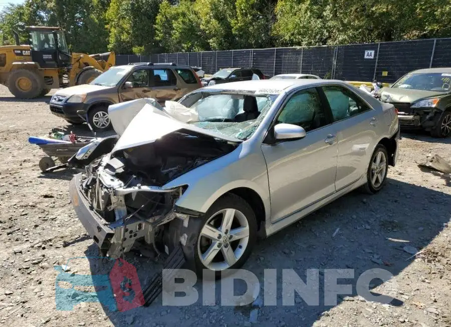 4T1BF1FK3EU419252 Photo# 2