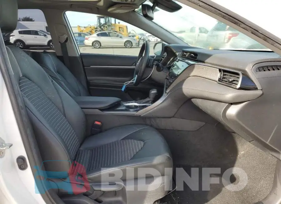 4T1J31AK1LU524977 Photo# 5