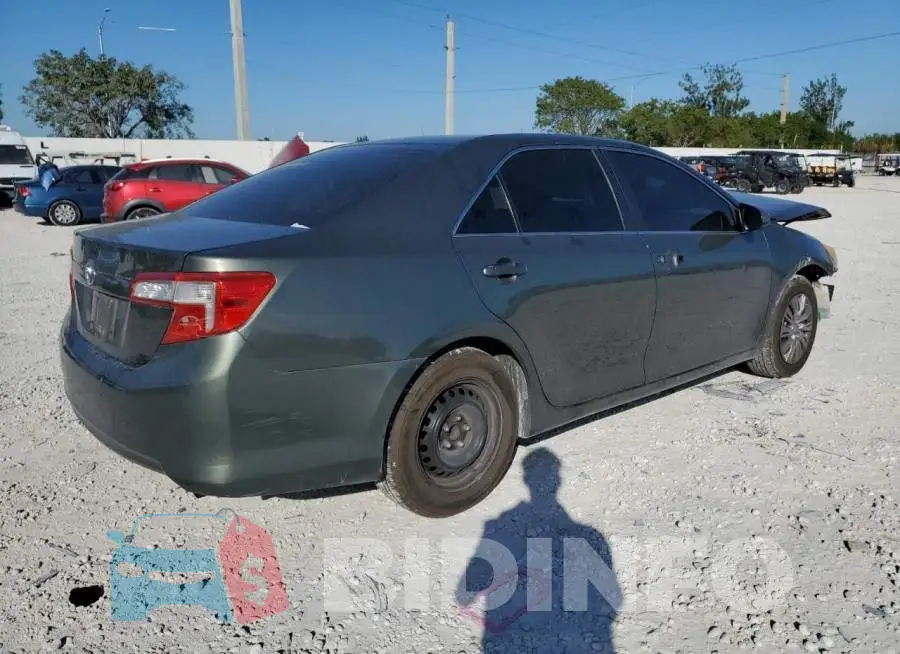 4T4BF1FK1DR294823 Photo# 3