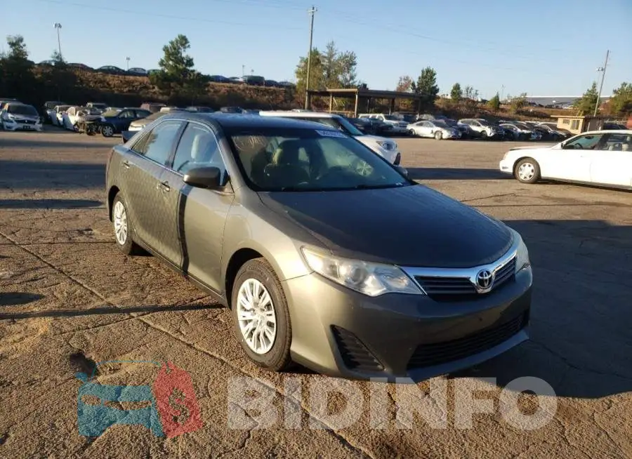 4T4BF1FK3DR290806 Photo# 1
