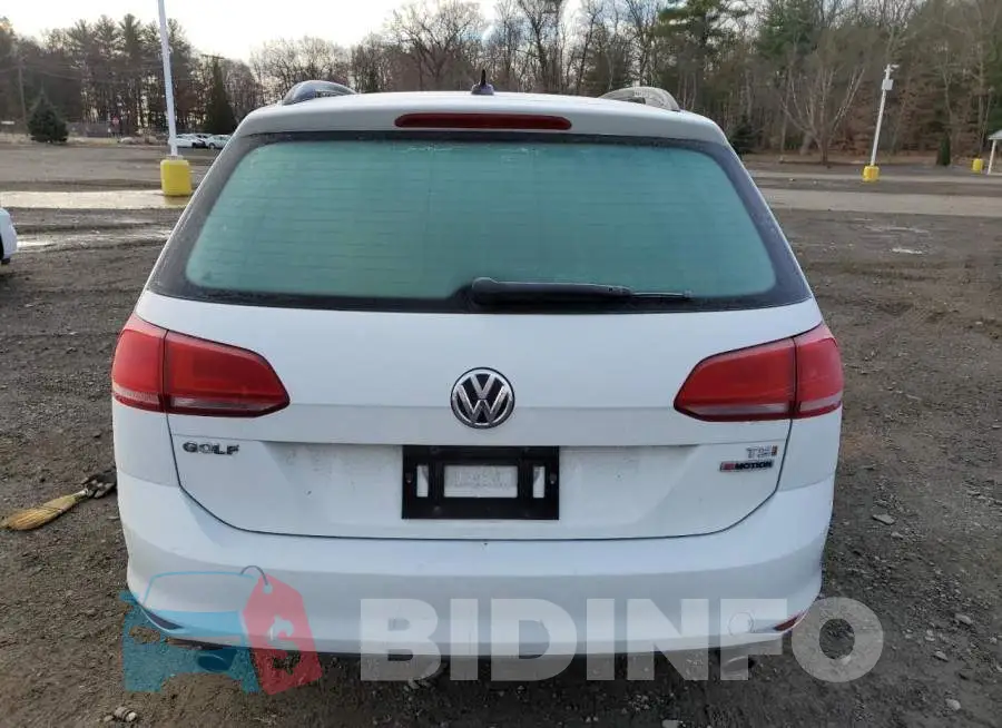 3VW017AU2HM508922 Photo# 6