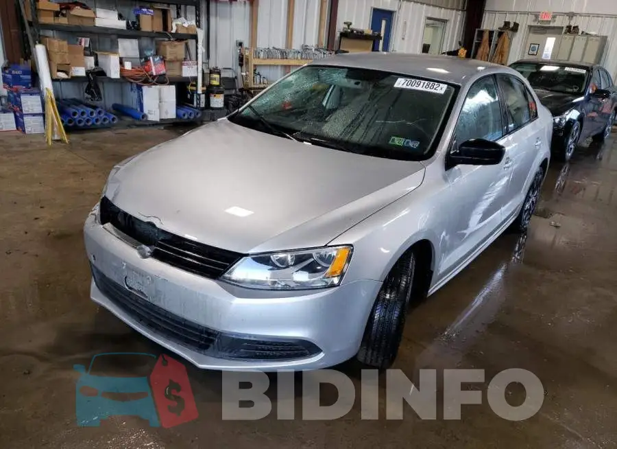 3VW1K7AJ1EM331136 Photo# 1