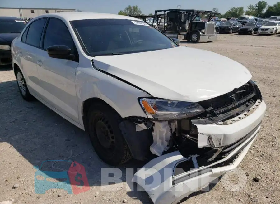 3VW267AJ5GM255626 Photo# 9
