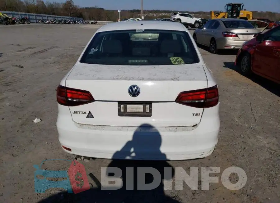 3VW267AJXGM213985 Photo# 6
