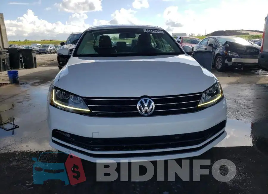 3VWDB7AJ8HM415889 Photo# 5