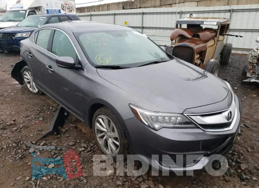 19UDE2F30JA008760 Photo# 1