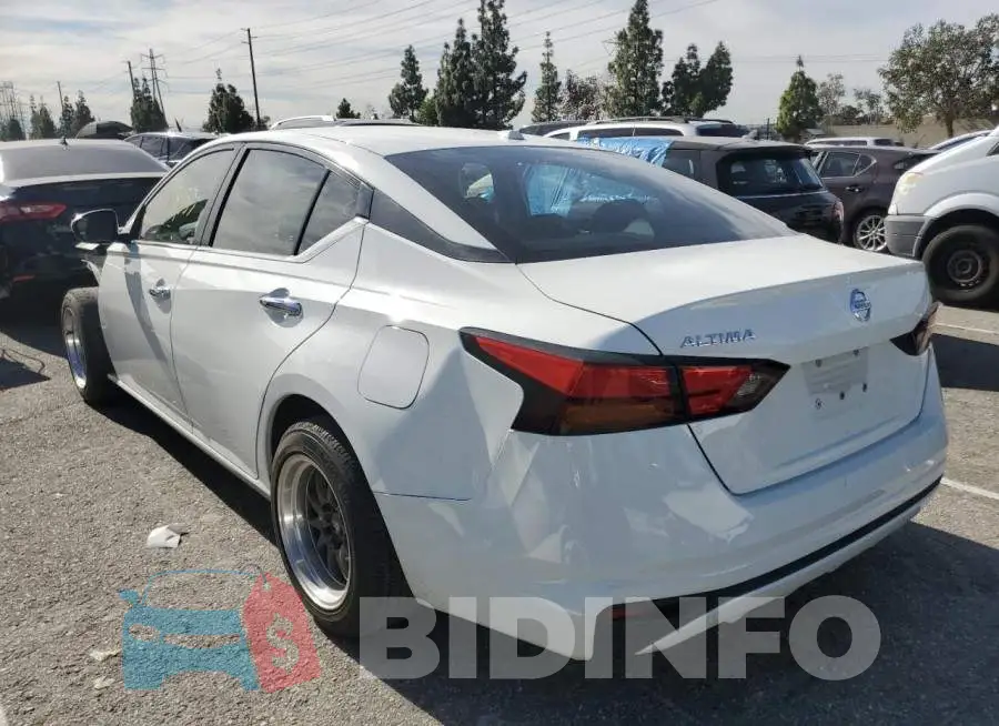 1N4BL4BV9LC180426 Photo# 2