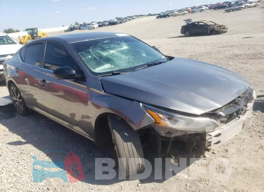 1N4BL4CV0KC178917 Photo# 1