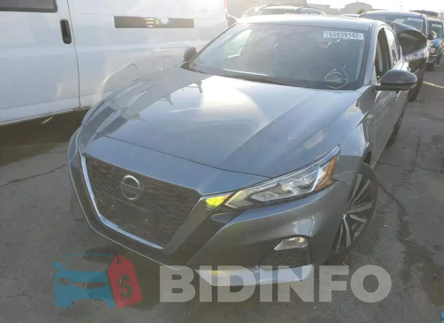 1N4BL4CV9LC140751 Photo# 2