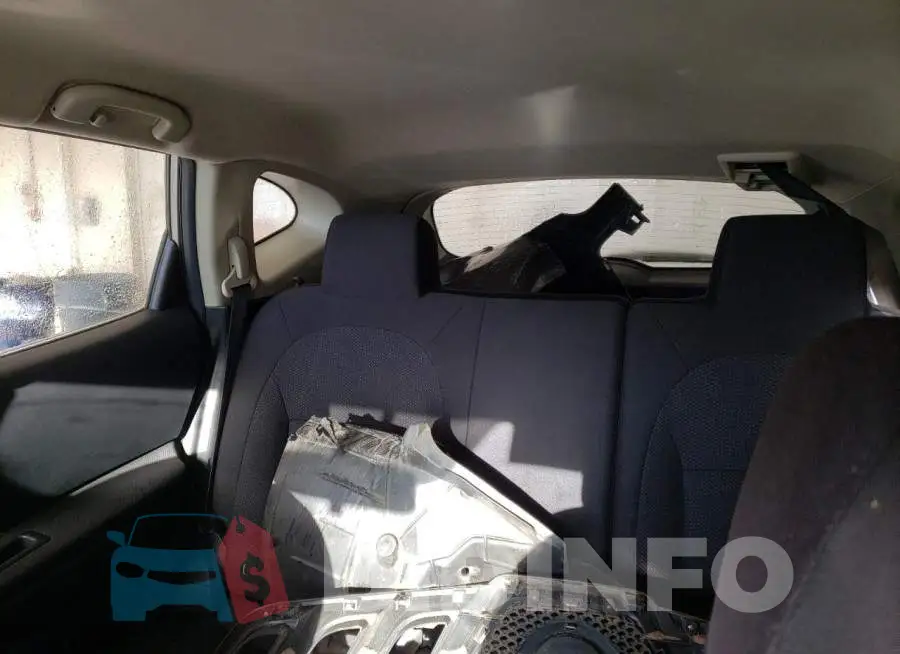 JN8AS5MT4FW152888 Photo# 10