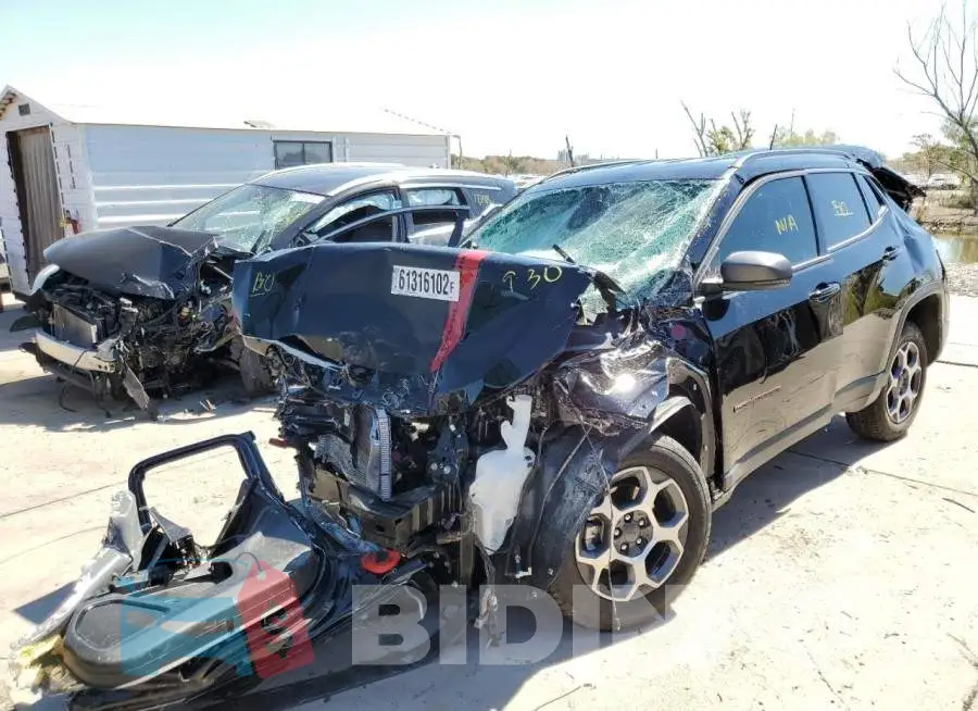 3C4NJDDB2NT165886 Photo# 2