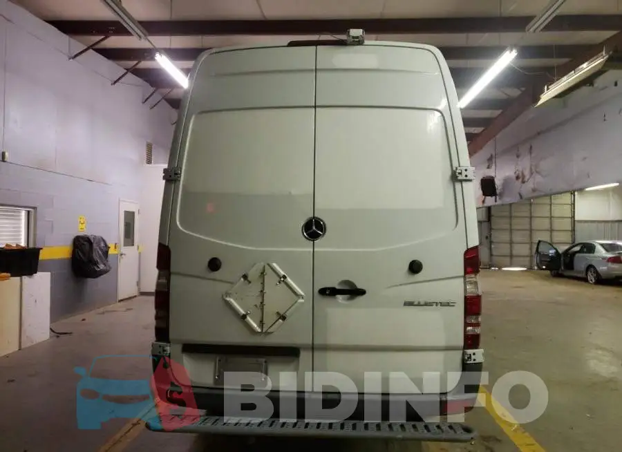 WD3PE8DEXE5822345 Photo# 6