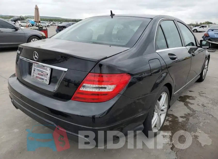 WDDGF4HB0DR297465 Photo# 4