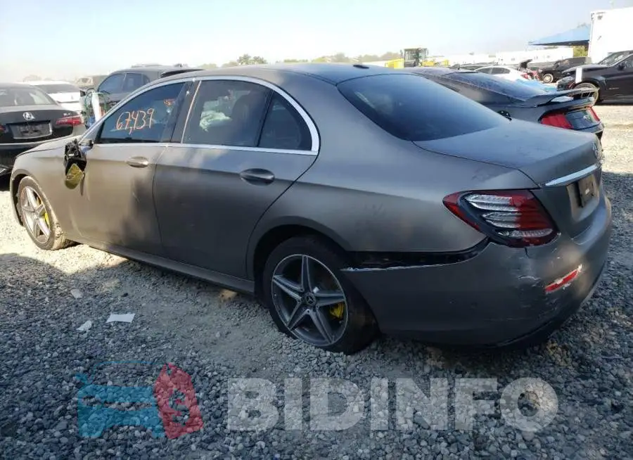WDDZF4JB1HA185877 Photo# 2