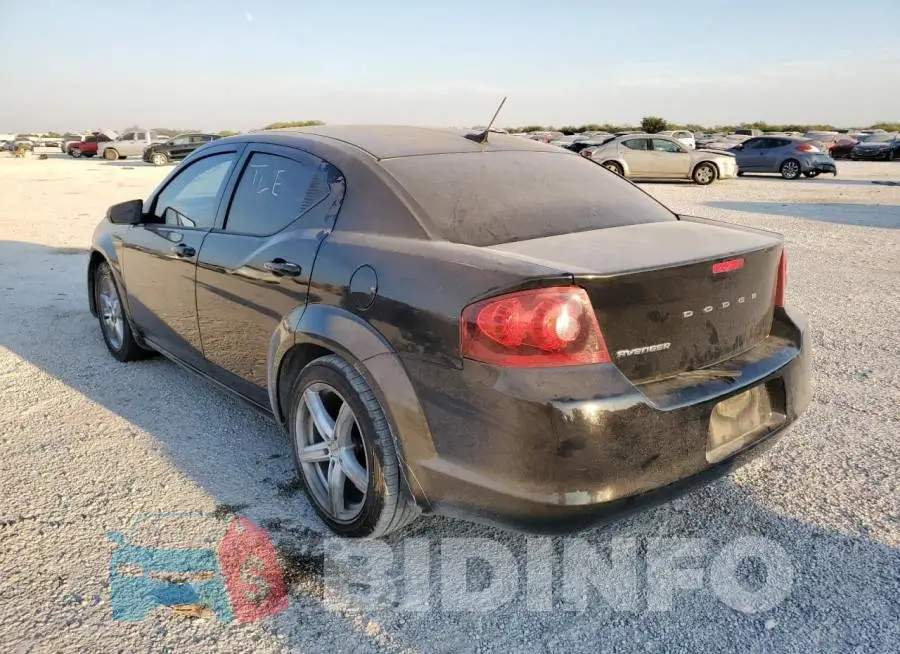 1C3CDZAB4DN616352 Photo# 3