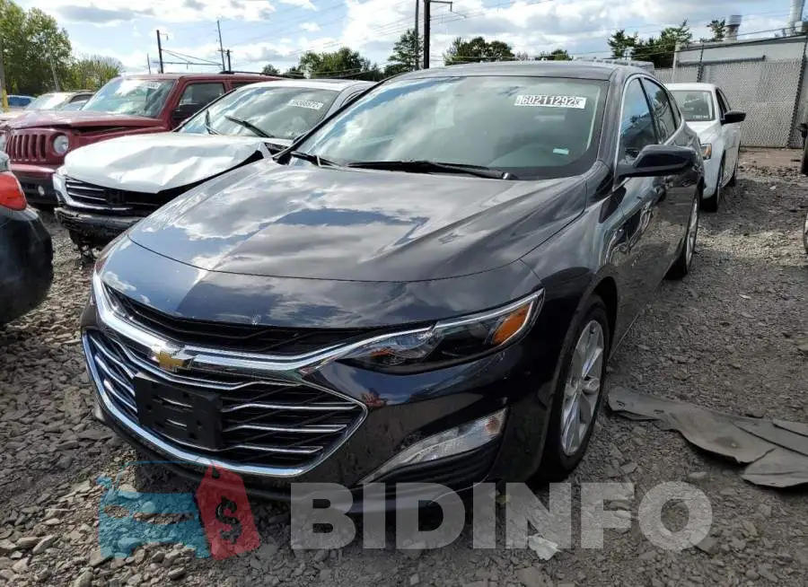 1G1ZD5ST8NF155067 Photo# 2