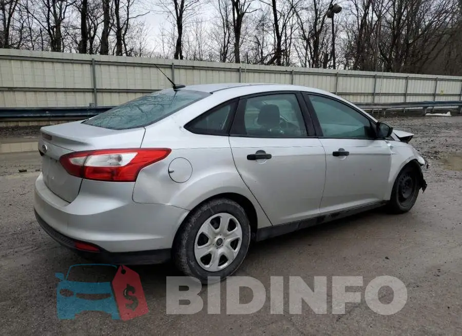 1FADP3E24DL113923 Photo# 3