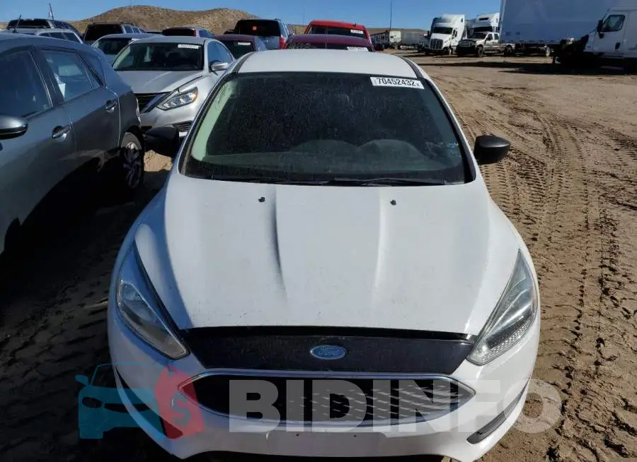 1FADP3E26FL261557 Photo# 5