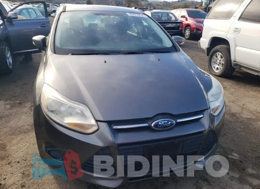 1FADP3F22DL341885 Photo# 5