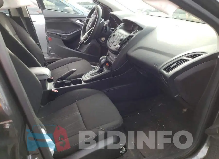 1FADP3F2XJL226429 Photo# 5