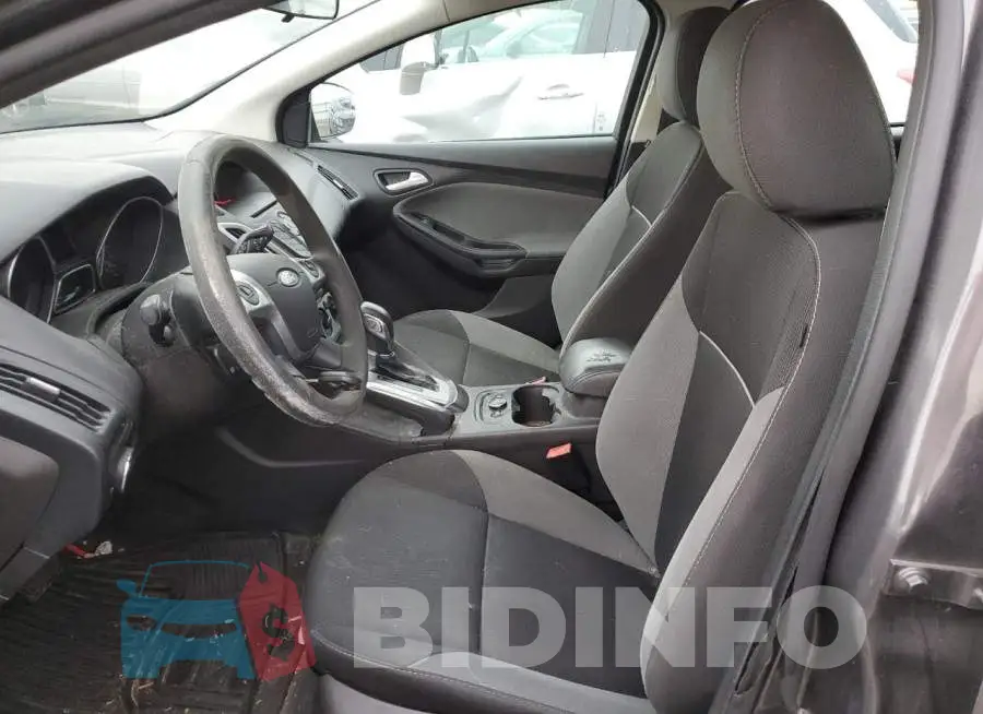 1FADP3K24DL323975 Photo# 7