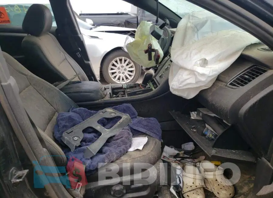 1FAHP2E82FG177518 Photo# 5