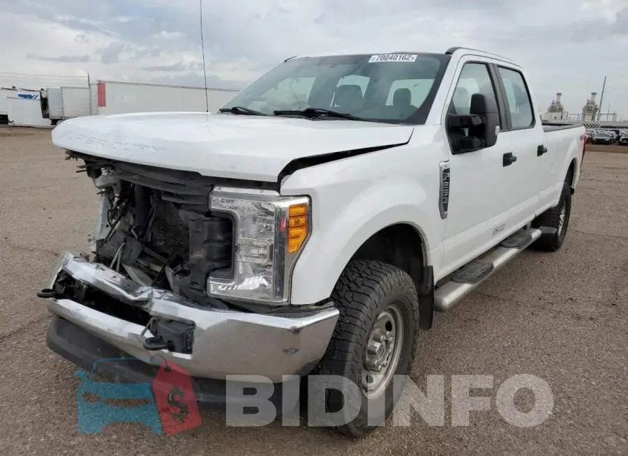 1FT7W2B68HED43275 Photo# 2