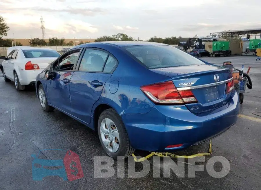 2HGFB2F58FH552063 Photo# 2