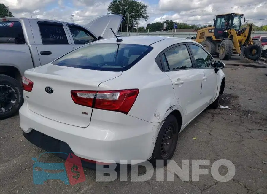 KNADM4A31G6573533 Photo# 4