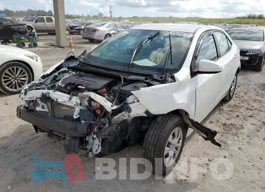2T1BURHE7FC458411 Photo# 1