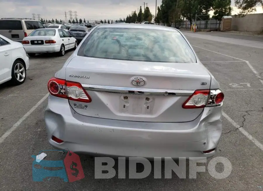 5YFBU4EE1DP111418 Photo# 6