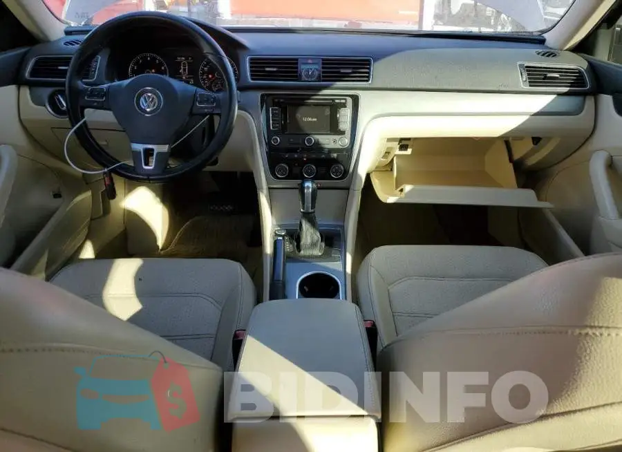 1VWBS7A38EC051687 Photo# 8