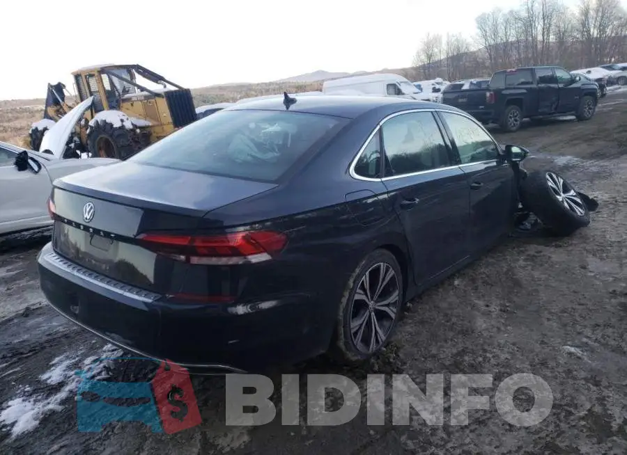 1VWSA7A37MC010744 Photo# 3