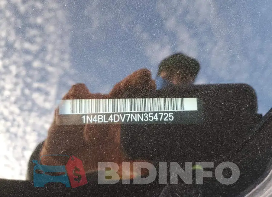 1N4BL4DV7NN354725 Photo# 12
