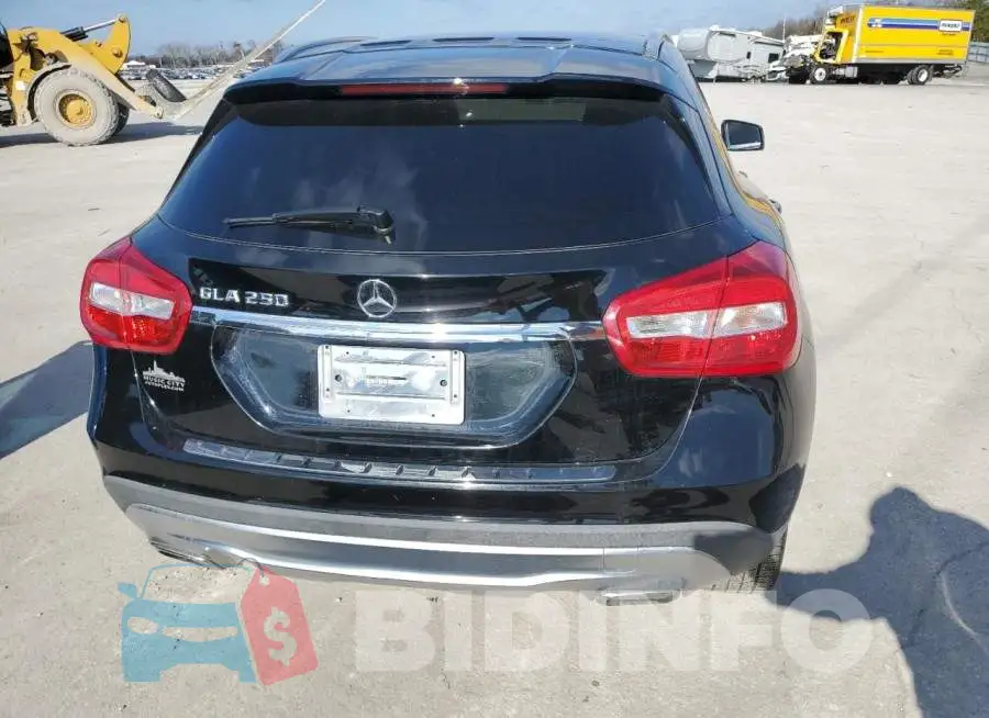 WDCTG4EB6GJ227637 Photo# 6