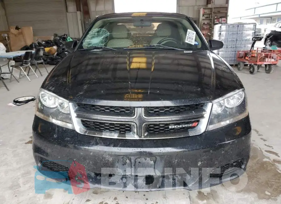 1C3CDZAB2DN529243 Photo# 5