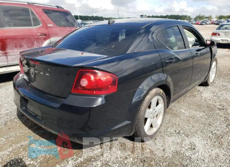 1C3CDZAB7DN713075 Photo# 4