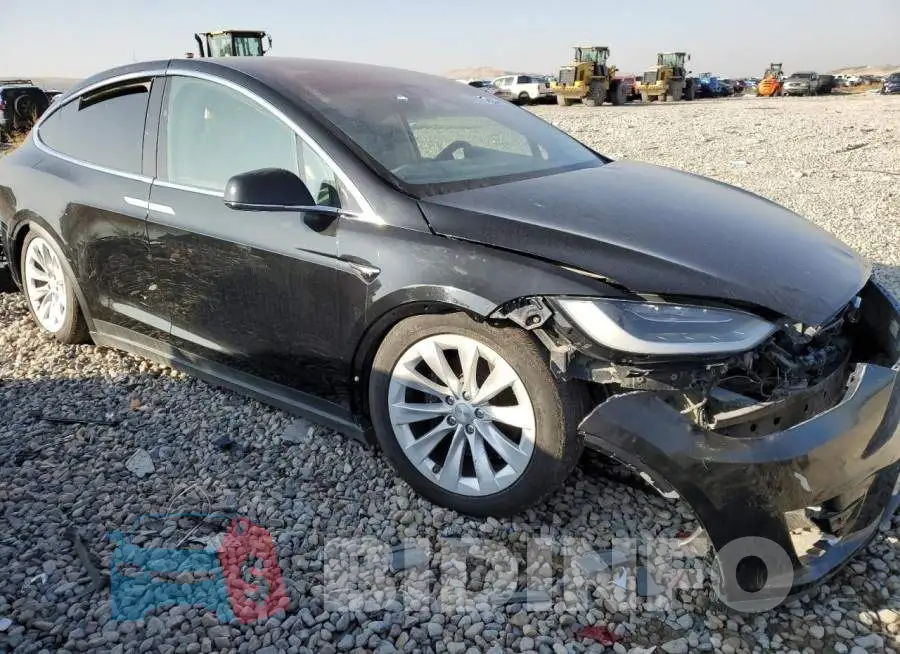 5YJXCDE28HF056823 Photo# 4