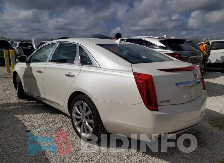 2G61M5S38E9243617 Photo# 3
