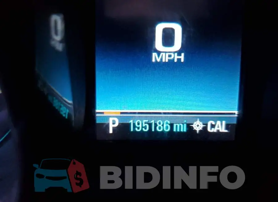 1G11J5SX3DF246206 Photo# 8