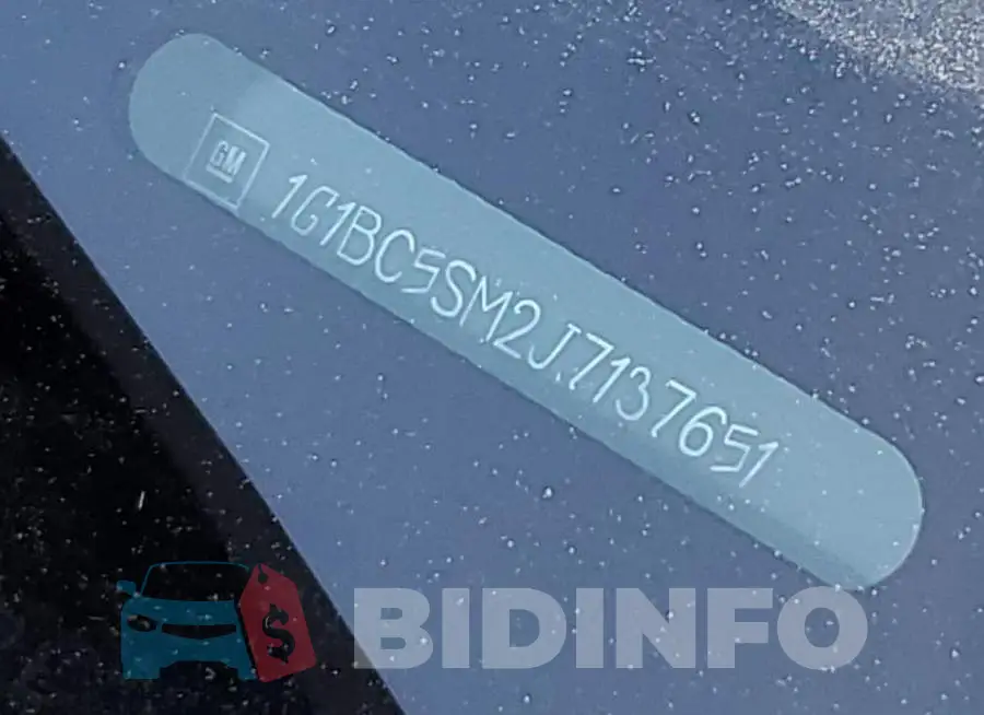1G1BC5SM2J7137651 Photo# 10