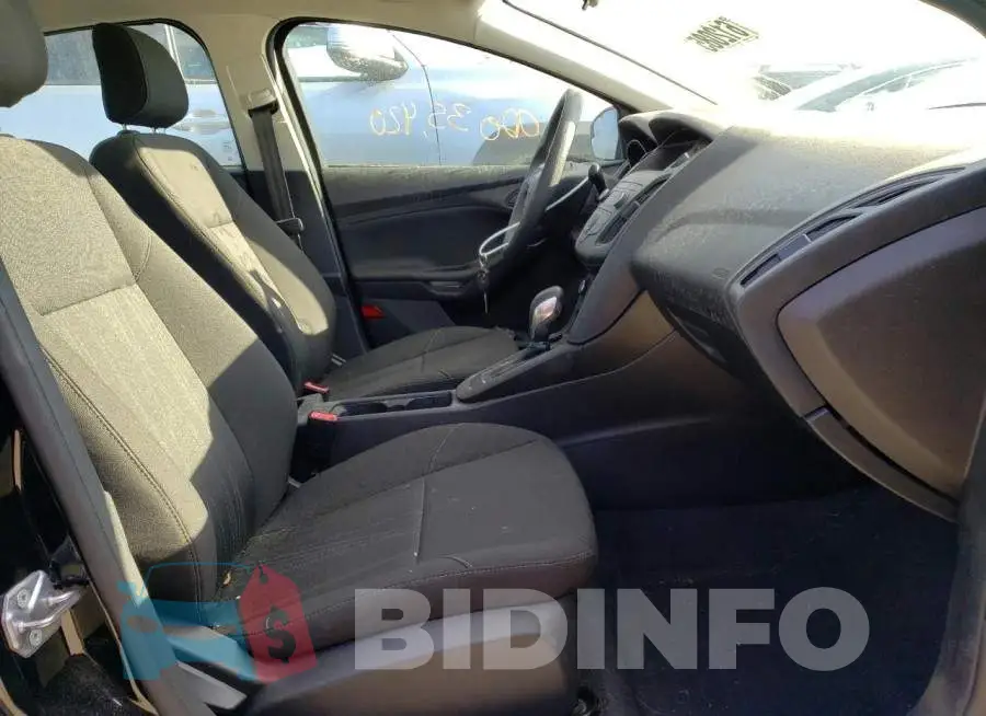 1FADP3E25JL228428 Photo# 5