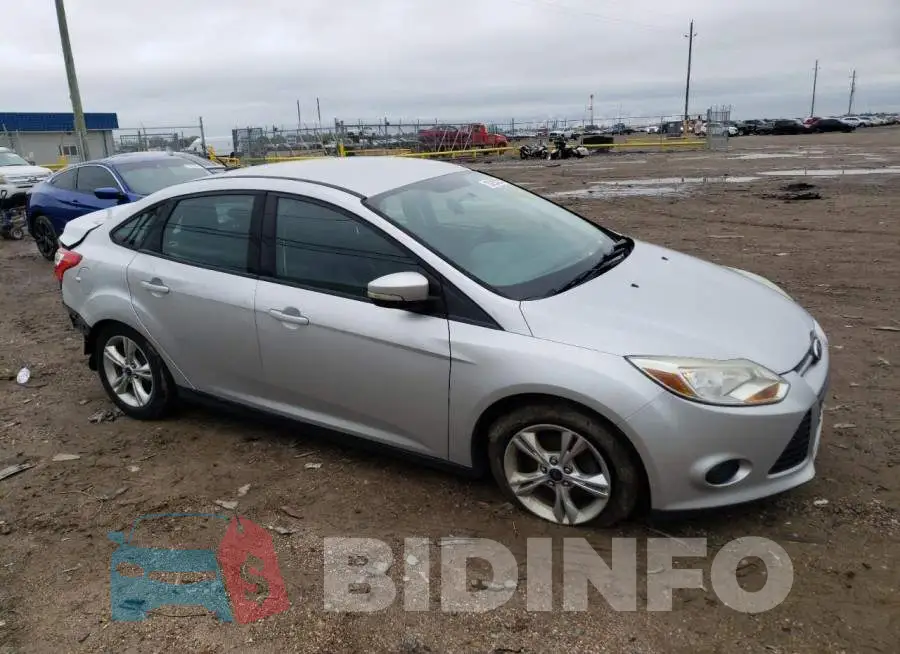1FADP3F20EL167963 Photo# 4