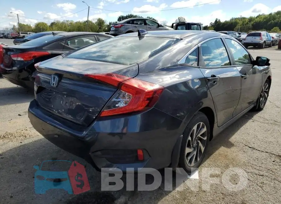 19XFC2F71HE030936 Photo# 4